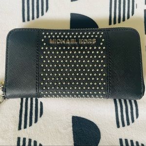 MK wristlet wallet